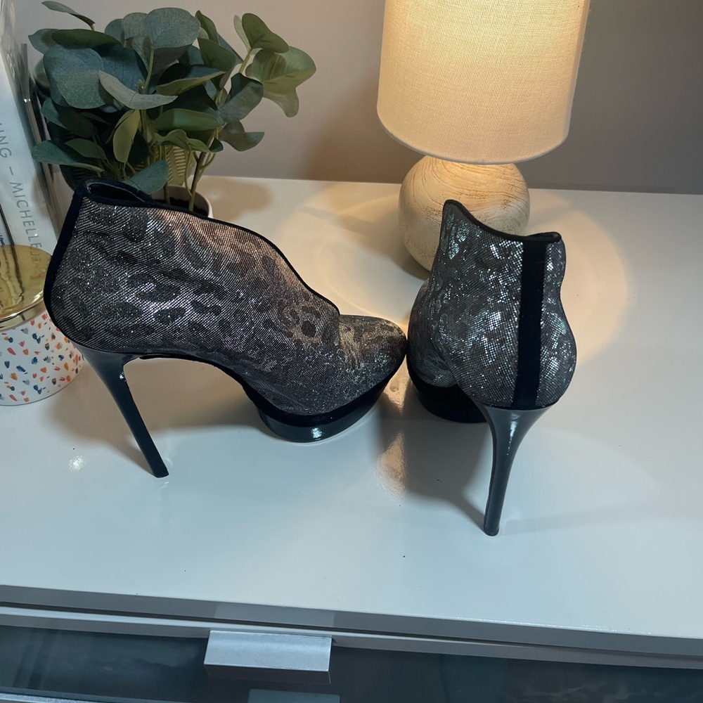 Worn once booties.. great for fall